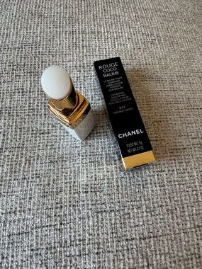 CHANEL Rouge Coco Baume Hydrating Lip Balm (912 - Dreamy White)